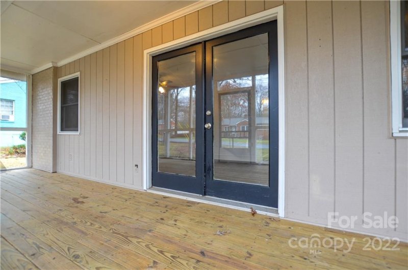 Property image 5 at 5200 Wales Street, Charlotte, NC 28269