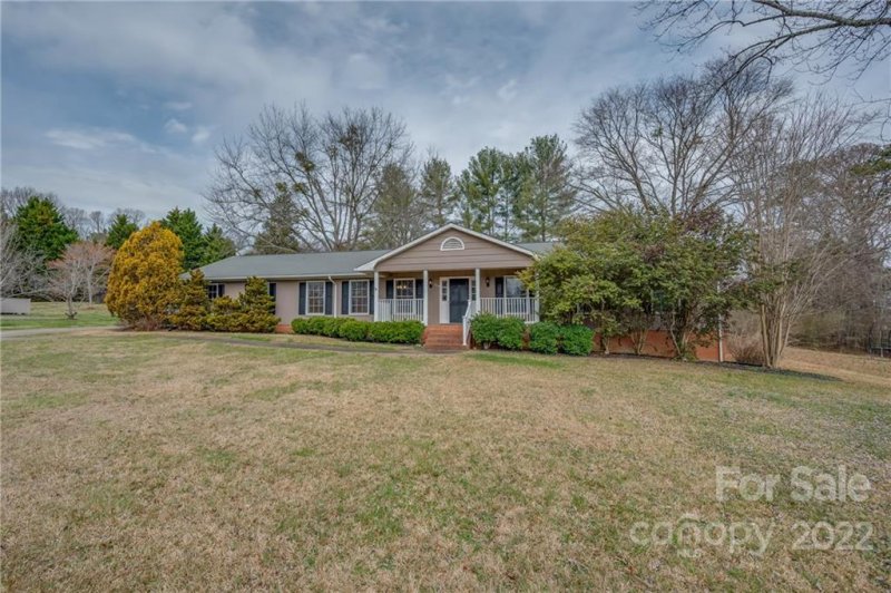 150 Honeysuckle Drive