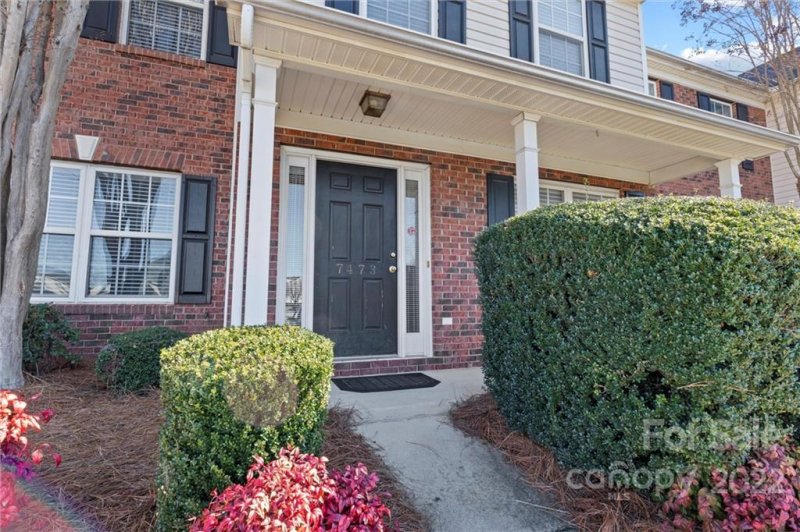 Property image 2 at 7473 Bluff Point Lane, Denver, NC 28037