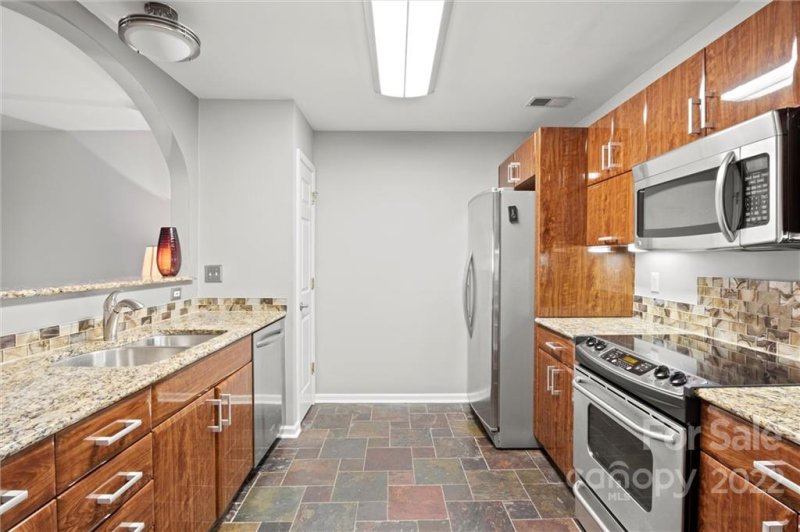 Property image 5 at 7473 Bluff Point Lane, Denver, NC 28037