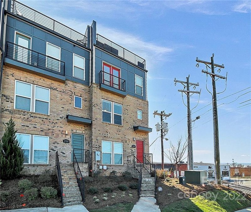 2744 Grand Union Way