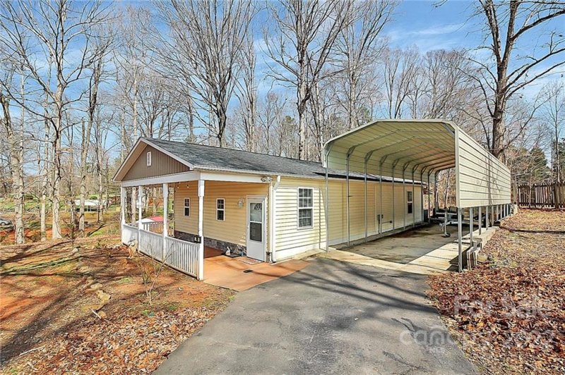 Property image 2 at 740 Shannon Meadows Road, Clover, SC 29710