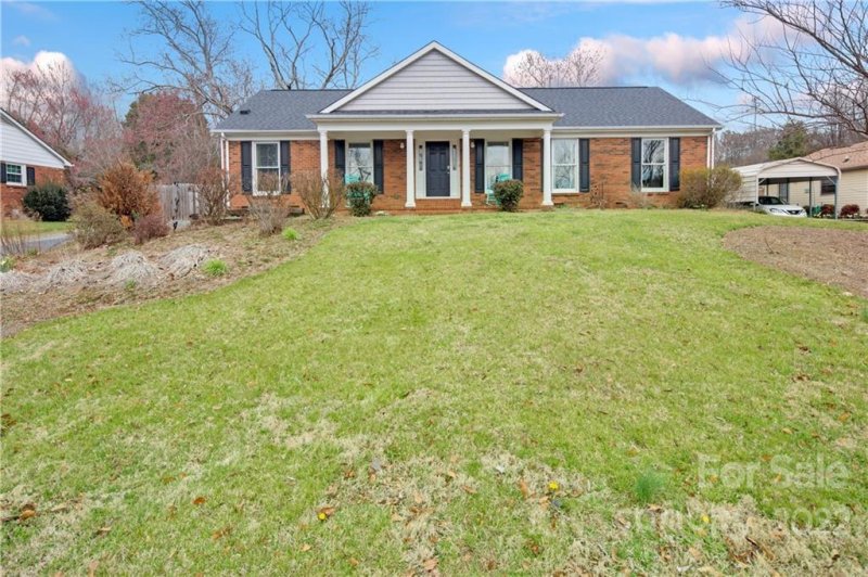Property image 2 at 7325 Fox Hunt Road, Charlotte, NC 28212