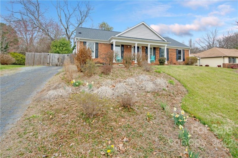 Property image 4 at 7325 Fox Hunt Road, Charlotte, NC 28212