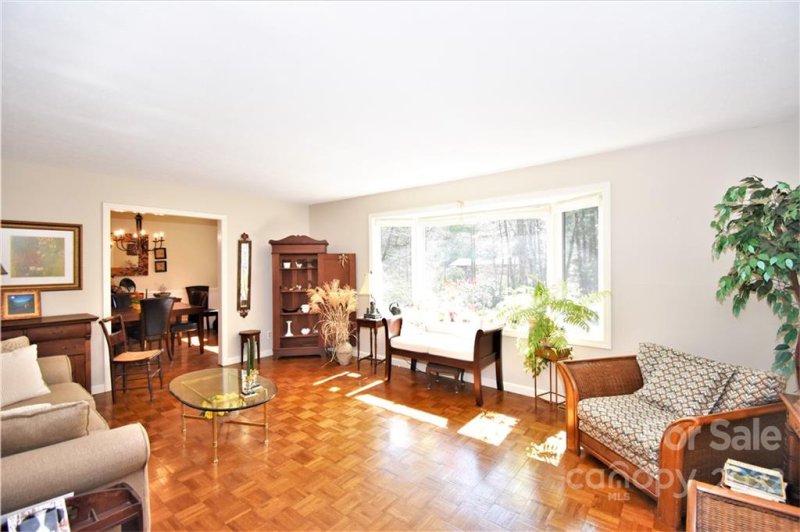 Property image 2 at 929 Toxaway Drive, Hendersonville, NC 28791