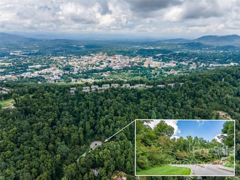 Property image 3 at 9999 La Grange Drive, Asheville, NC 28805