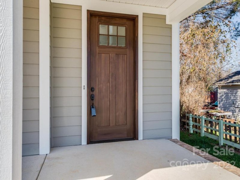 Property image 2 at 207 9th Street, Belmont, NC 28012