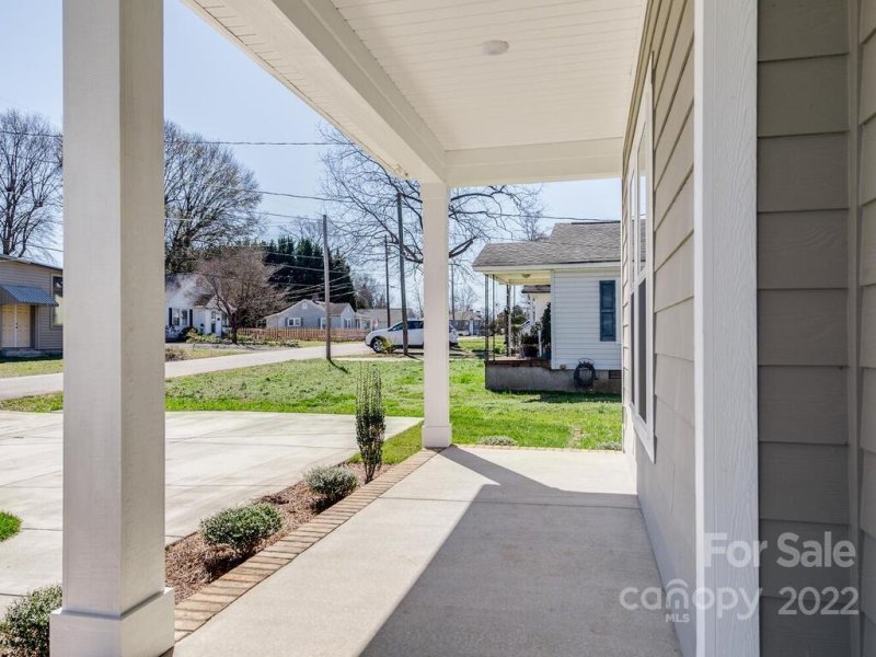 Property image 3 at 207 9th Street, Belmont, NC 28012