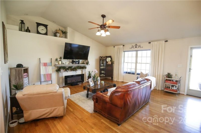 Property image 5 at 598 Stable Brook Lane, Taylorsville, NC 28681