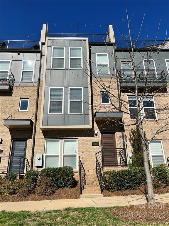Property image 2 at 2916 Grand Union Way, Charlotte, NC 28209
