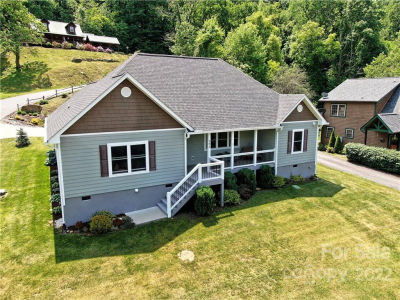 Property image 2 at 292 Tanner Trail, Waynesville, NC 28785