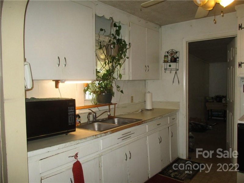 Property image 4 at 37 Shadowlawn Drive, Asheville, NC 28806