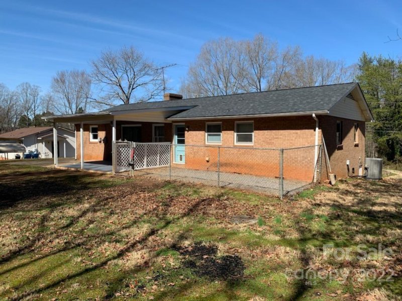 Property image 5 at 2474 23rd Avenue Place, Hickory, NC 28601