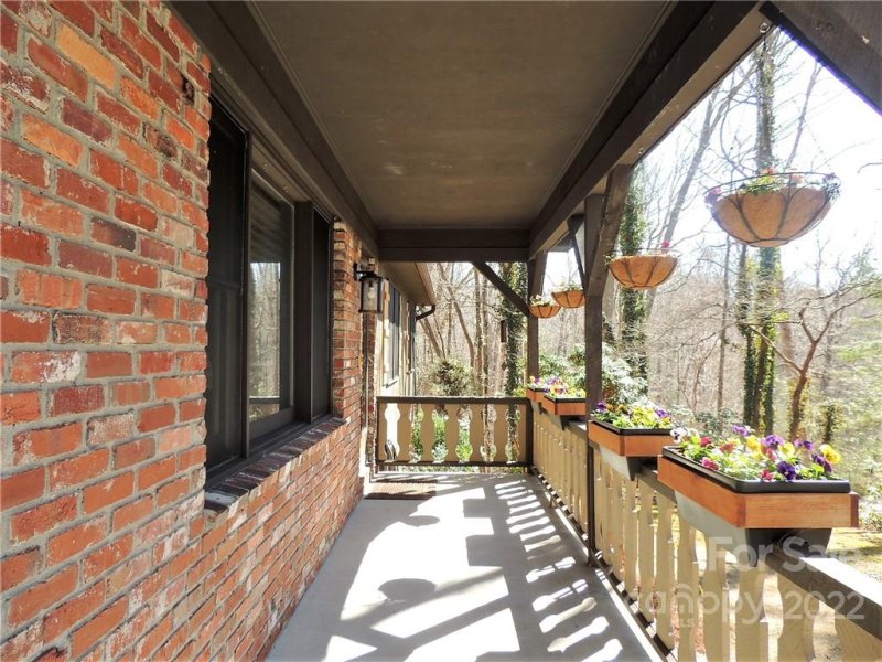 Property image 2 at 123 Ben Mar Lane, Hendersonville, NC 28791