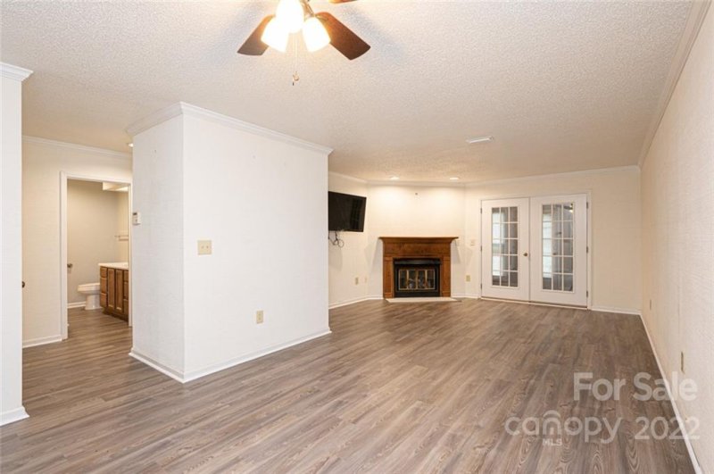 Property image 4 at 835 21st Avenue, Hickory, NC 28601