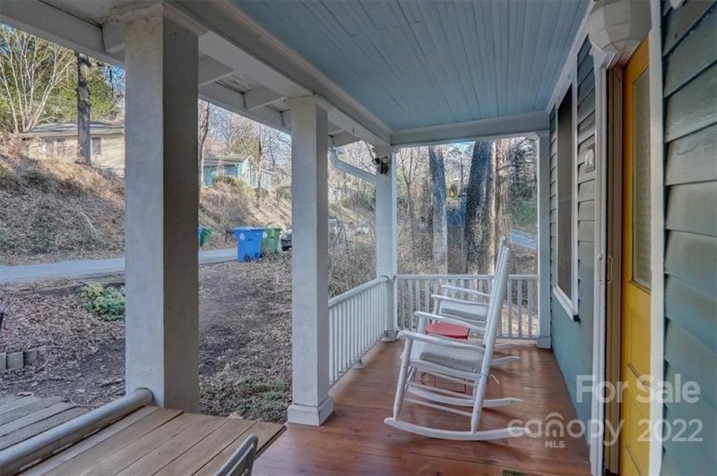 Property image 4 at 17 Parker Road, Asheville, NC 28803