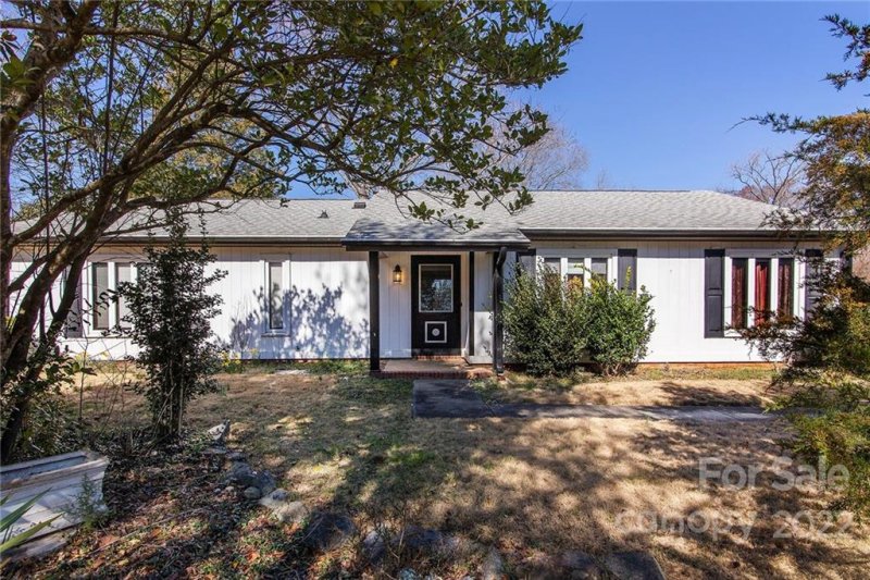 11902 Five Cedars Road