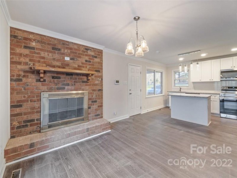 Property image 3 at 312 Walton Drive, Statesville, NC 28625