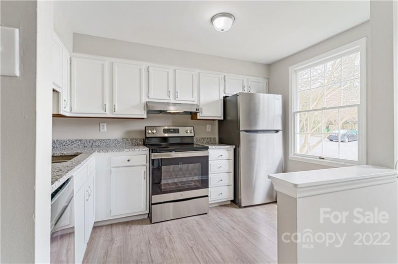 Property image 5 at 7332 Pebblestone Drive, Charlotte, NC 28212