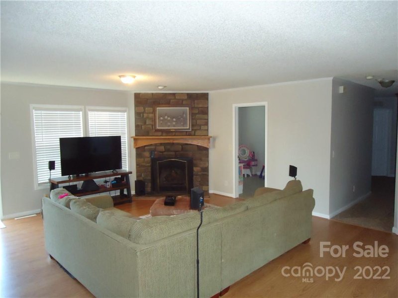 Property image 3 at 191 Ashford Drive, Olin, NC 28660