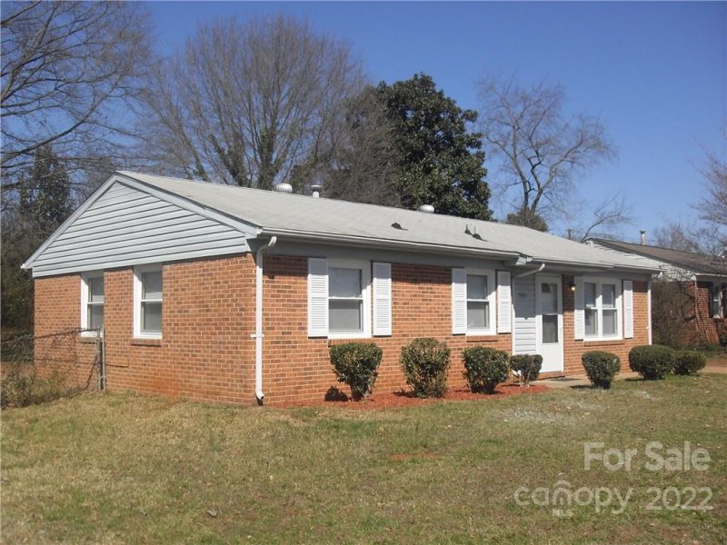 Property image 4 at 3801 Bardot Drive, Charlotte, NC 28216