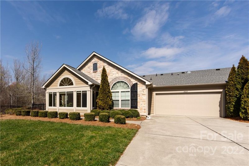 Property image 2 at 4829 Polo Gate Boulevard, Charlotte, NC 28216