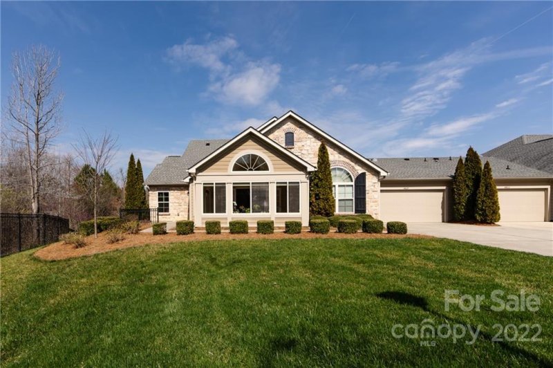 Property image 3 at 4829 Polo Gate Boulevard, Charlotte, NC 28216