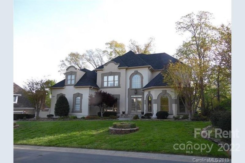 15700 Eagleview Drive