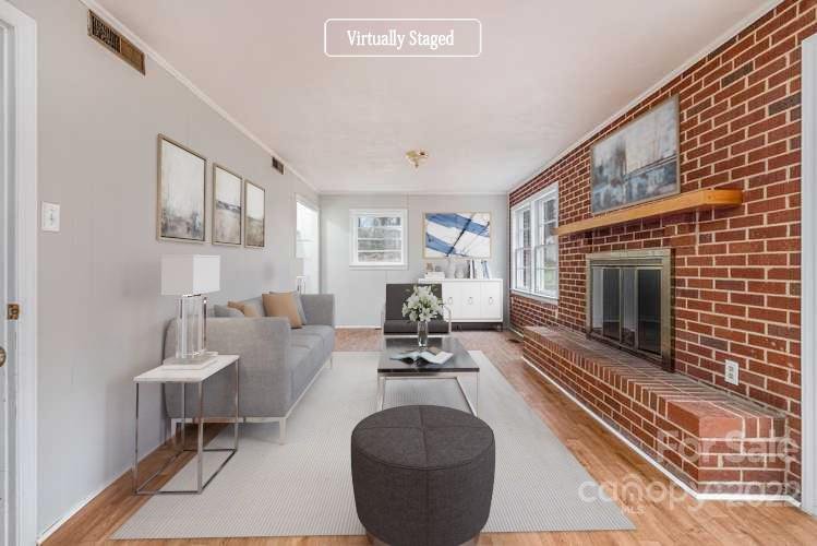 Property image 2 at 421 Owen Boulevard, Charlotte, NC 28213