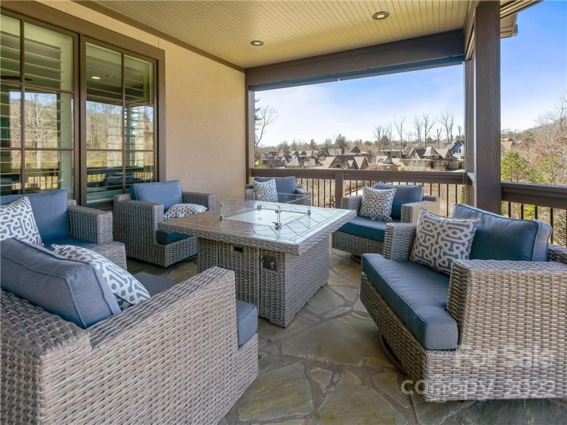 Property image 2 at 63 French Willow Drive, Asheville, NC 28804