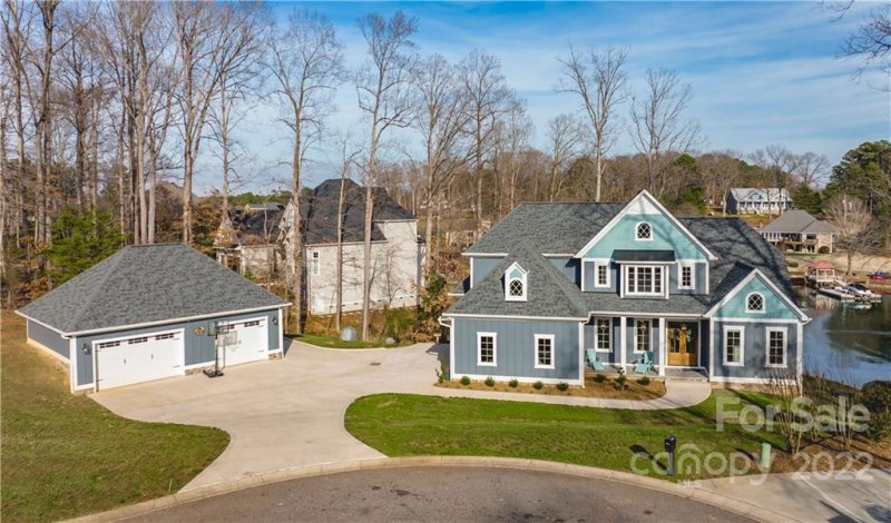 Property image 2 at 2694 Trent Pines Court, Sherrills Ford, NC 28673