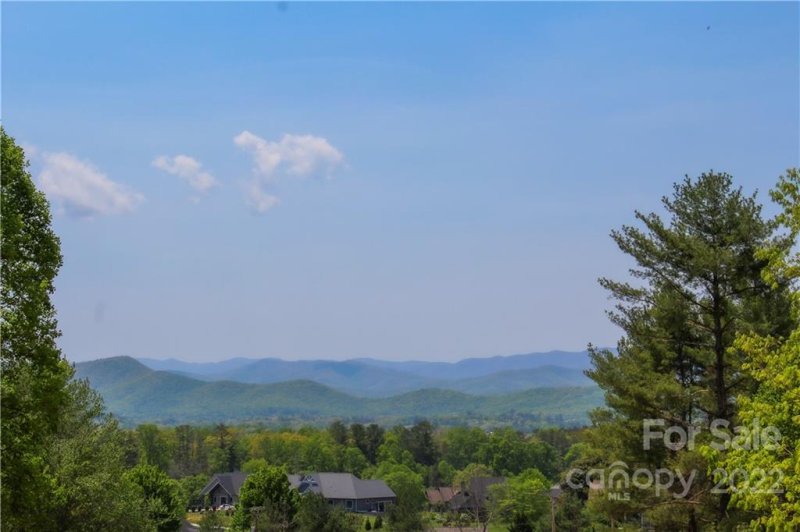 Property image 5 at 26 Northview Drive, Hendersonville, NC 28791