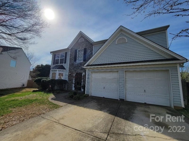 Property image 2 at 4702 Ambridge Drive, Charlotte, NC 28216