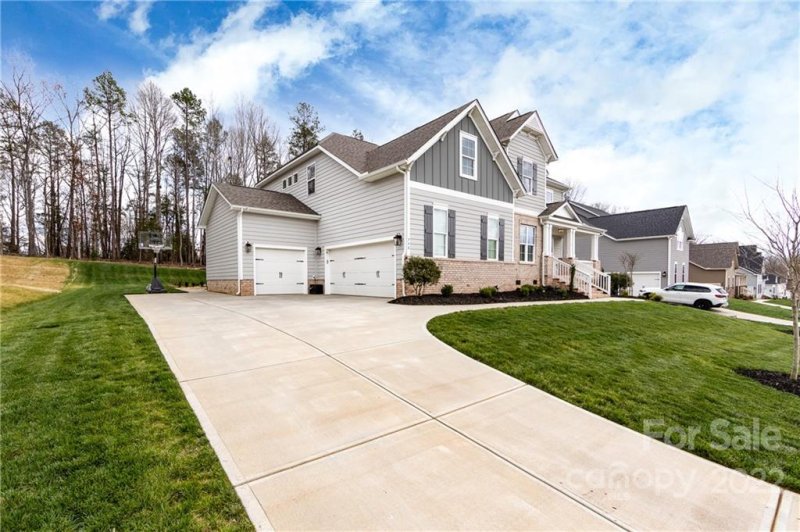 Property image 3 at 775 Penny Royal Avenue, Fort Mill, SC 29715