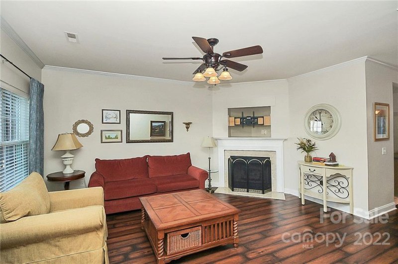 Property image 3 at 2460 Ryerson Court, Charlotte, NC 28213