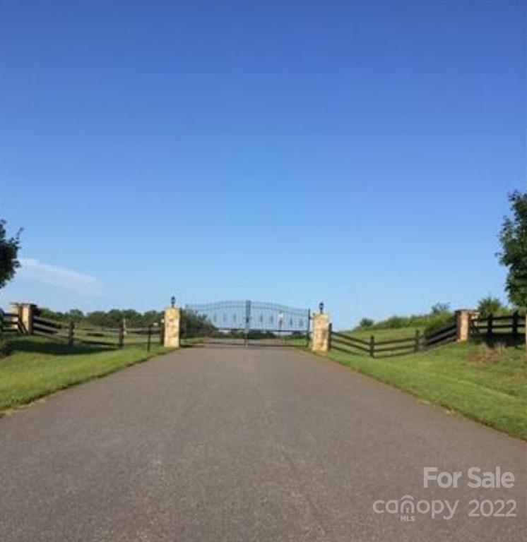 Property image 2 at 133 Slate Lane, Statesville, NC 28625