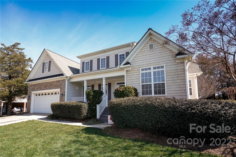 Property image 2 at 120 Lakeshore Drive, Mooresville, NC 28117