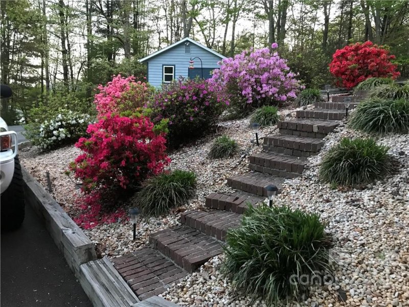 Property image 2 at 28 Hunters View Drive, Mills River, NC 28759