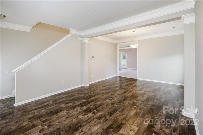 Property image 3 at 1525 Ladora Drive, Charlotte, NC 28262