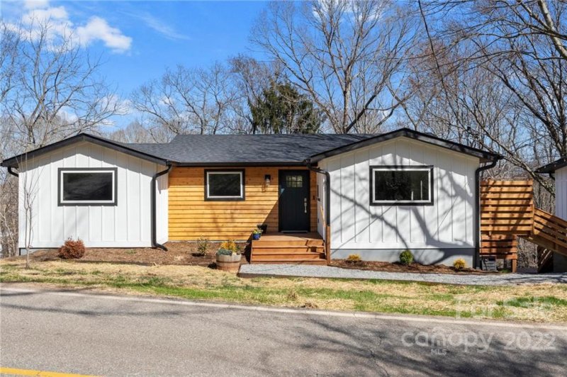 Property image 3 at 81 Stradley Mountain Road, Asheville, NC 28806