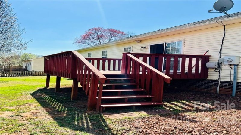 Property image 4 at 1959 Redberry Lane, Conover, NC 28613