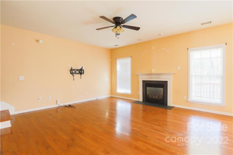 Property image 3 at 313 Moses Rhyne Drive, Mount Holly, NC 28120