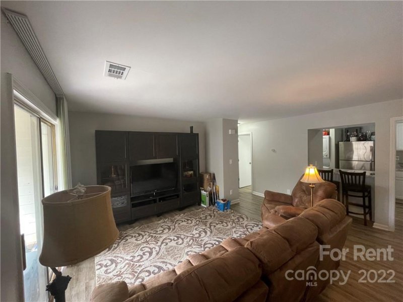 Property image 4 at 1041 Churchill Downs Court, Charlotte, NC 28211
