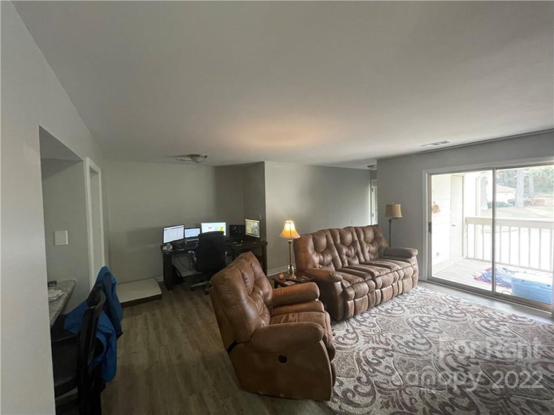 Property image 5 at 1041 Churchill Downs Court, Charlotte, NC 28211