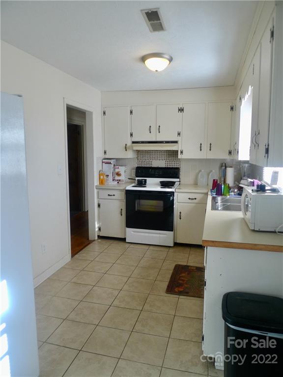 Property image 3 at 211 Shuffler Road, Morganton, NC 28655