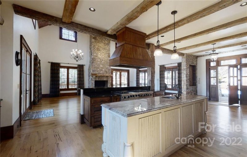 Property image 4 at 466 Barrington Drive, Asheville, NC 28803