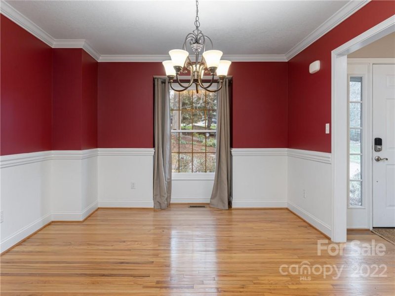 Property image 5 at 205 Weston Way, Asheville, NC 28803