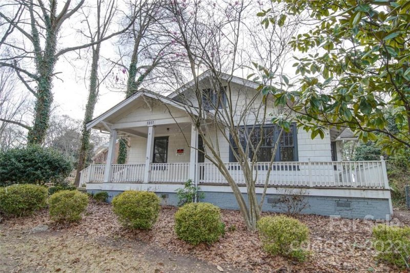 Property image 3 at 1217 S York Road, Gastonia, NC 28052