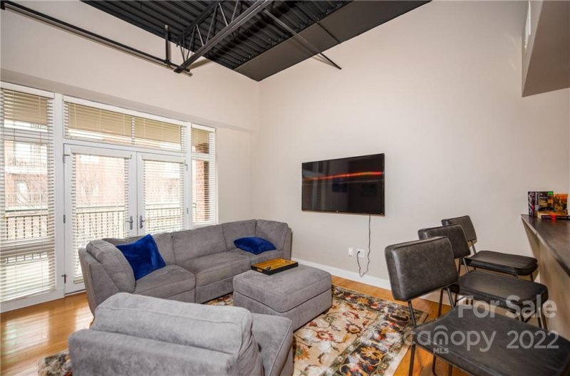 Property image 4 at 720 Governor Morrison Street, Charlotte, NC 28211