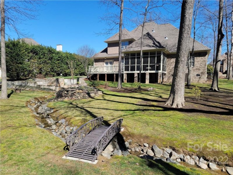 4916 Campobello Drive